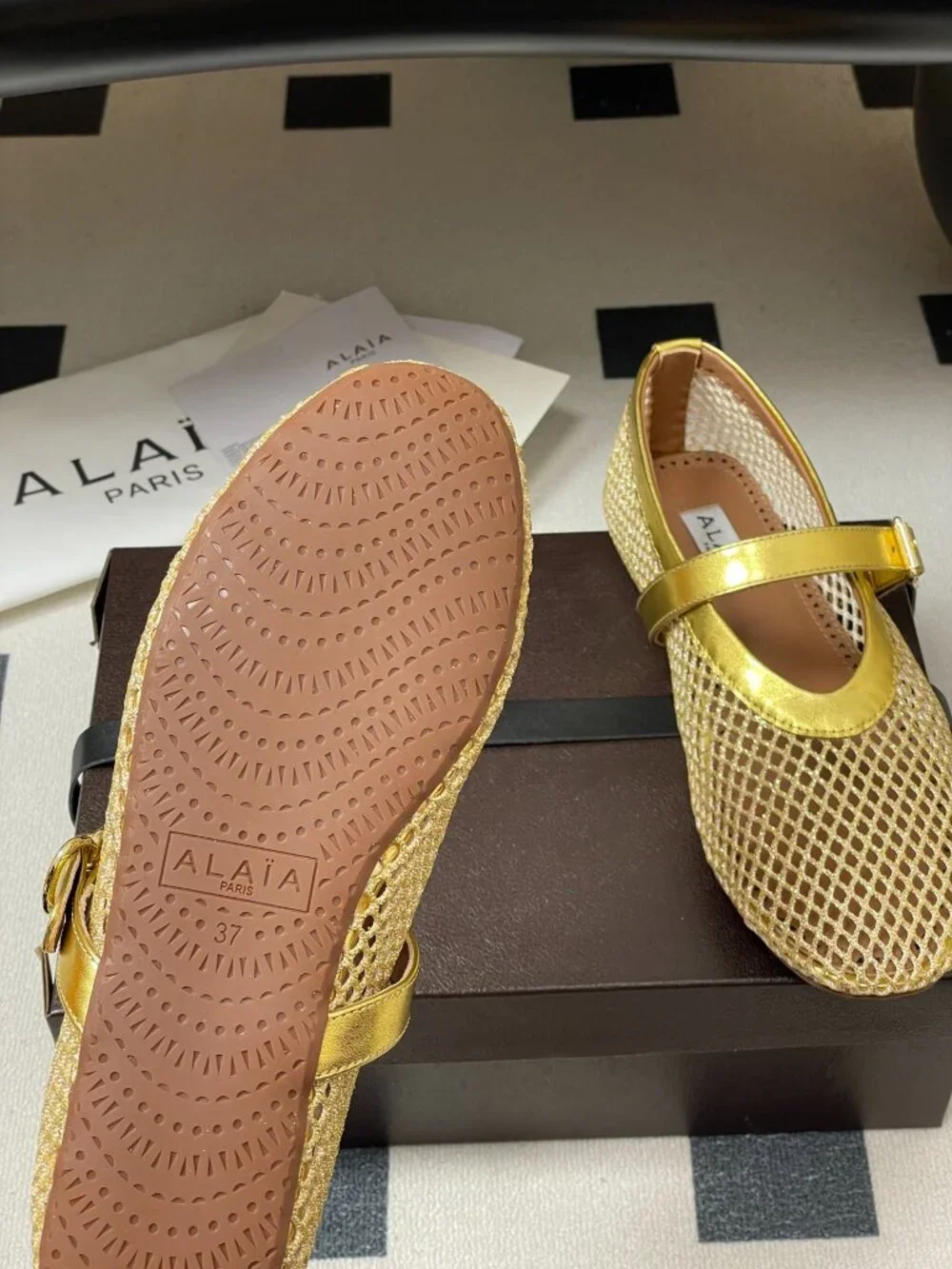 ALAIA Gold French Ballet Flats: Stunning Openwork Fishnet Shoes 🔥 - Picture 5 of 8
